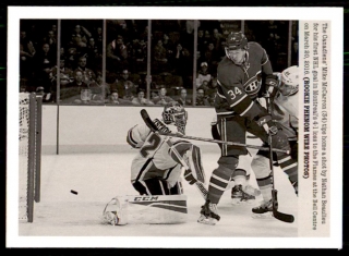 Hokejová karta Mike McCarron UD Portfolio 2015-16 Wire Photos č. 301