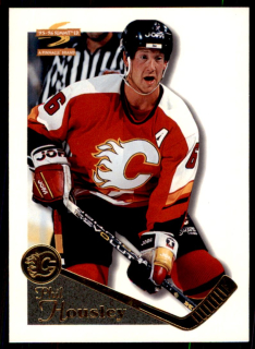 Hokejová karta Phil Housley Pinnacle Summit 1995-96 řadová č. 40