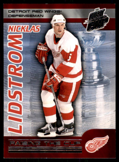 Hokejová karta Nicklas Lidstrom Quest for the Cup 03-04 Raising Cup č. 9